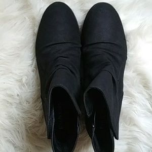 Kim Rodgers black booties